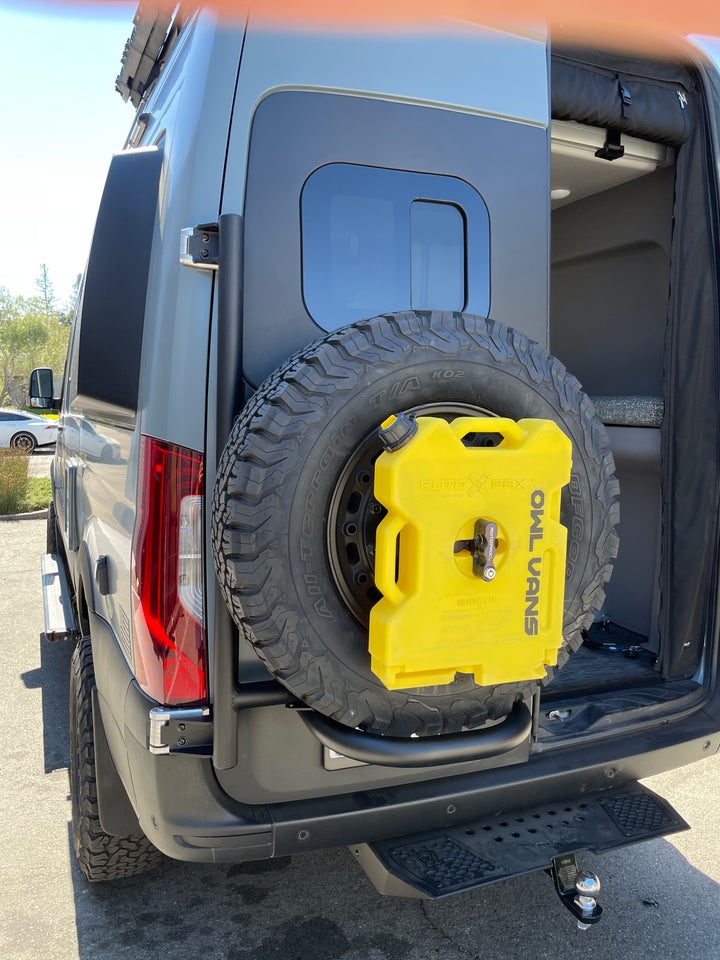 OWL Expedition Tire Carrier VS30 (2019 to Present) 2500 & 3500 - Aluminum